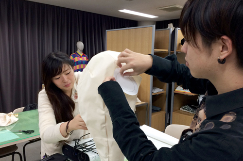 本番に向けて制作真っ最中!!