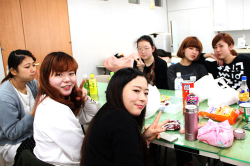 ささやかな祝賀会を開きました