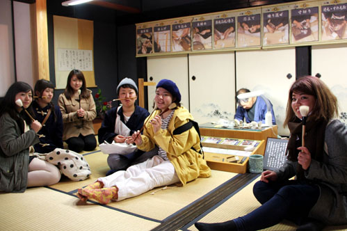 名人と一緒に写真を撮らせて頂きました。