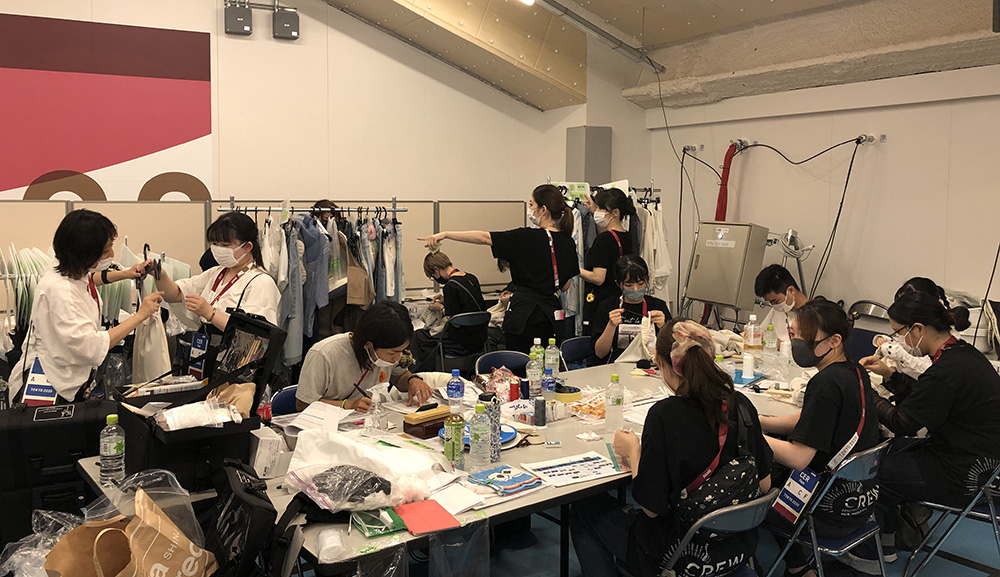 東京オリンピック開会式 閉会式で文化服装学院 学生が衣装ボランティアとして参加 服飾 ファッション専門学校の文化服装学院 東京オリンピック開会式 閉会式で文化服装学院 学生が衣装ボランティアとして参加 服飾 ファッション専門学校の文化服装学院