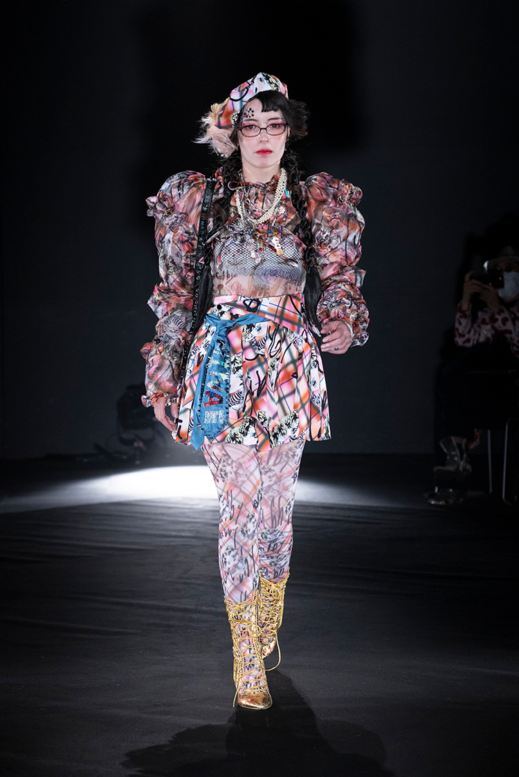 2025-02_hinae_katsura-look01