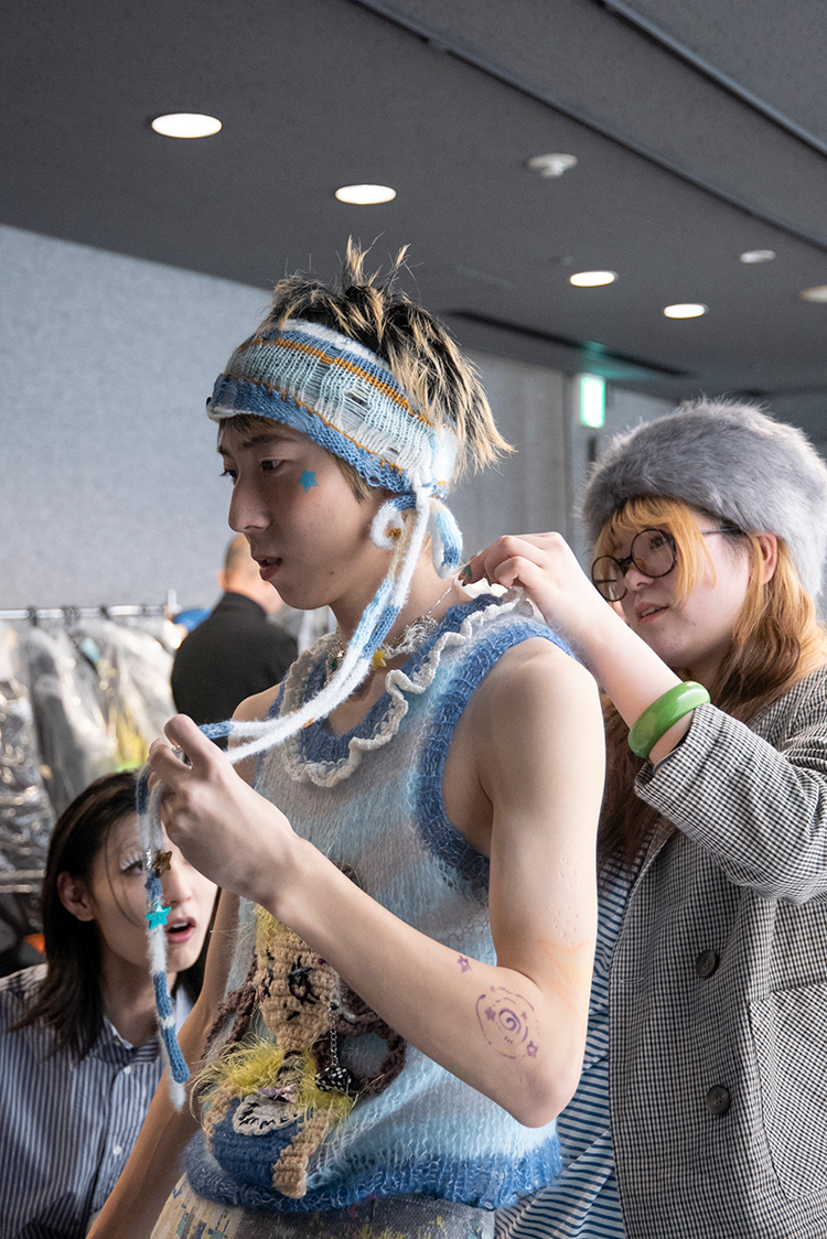 2025-04_apartmentstory201-look09