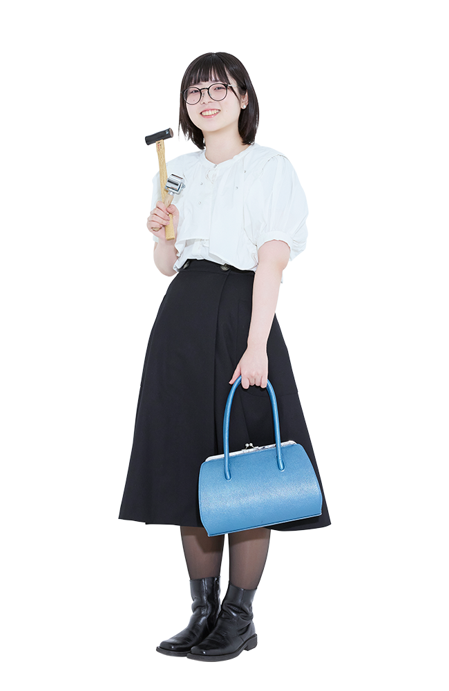 バッグデザイン科の学生